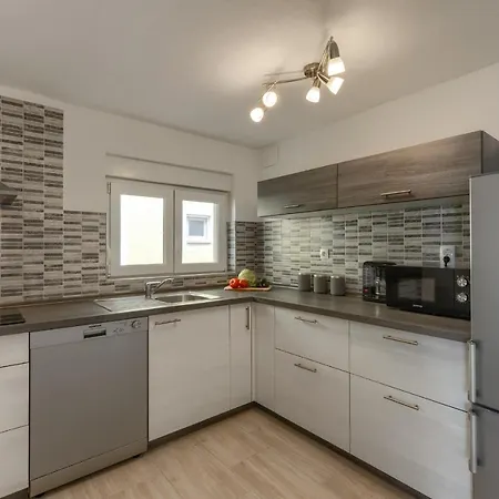 Appartamento Haus Pia - Mera *