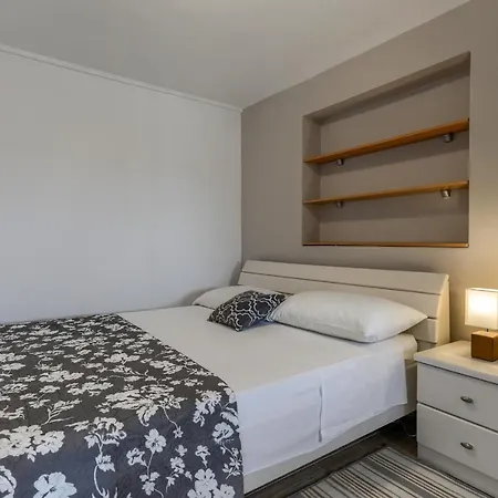 Appartamento Haus Pia - Mera Ražanac